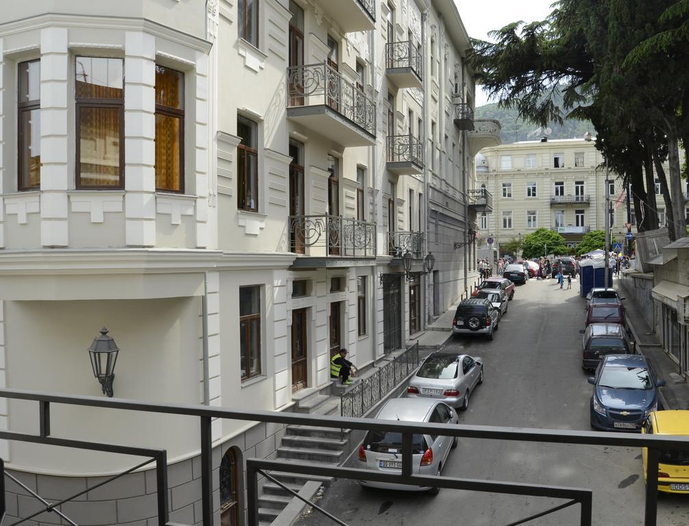 Opera Hotel Tiflis Exterior foto